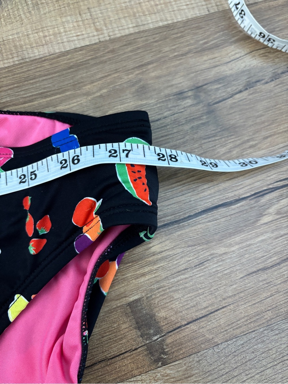 Kate Spade Fruit Long Sleeve One Piece Rash Guard Swimsuit NEW - Picture 8 of 8